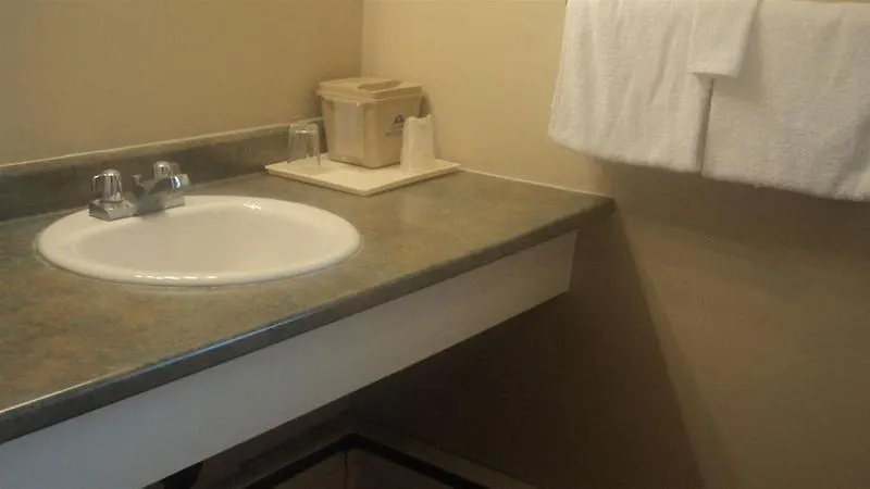 Knights Inn Port Colborne Niagara Falls 3*,